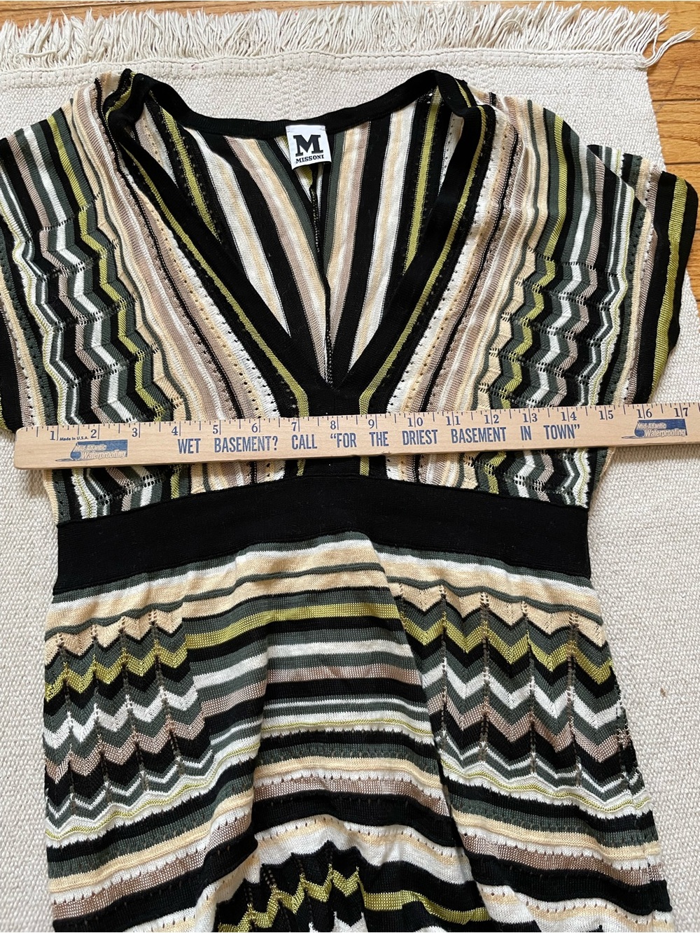 M Missoni Chevron Zigzag Knit Dress 44 US 8 Plunge Neckline Luxury Designer - Picture 7 of 9